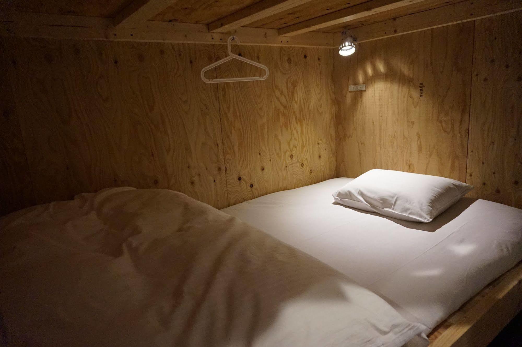 Uni Hostel Osaka Ngoại thất bức ảnh