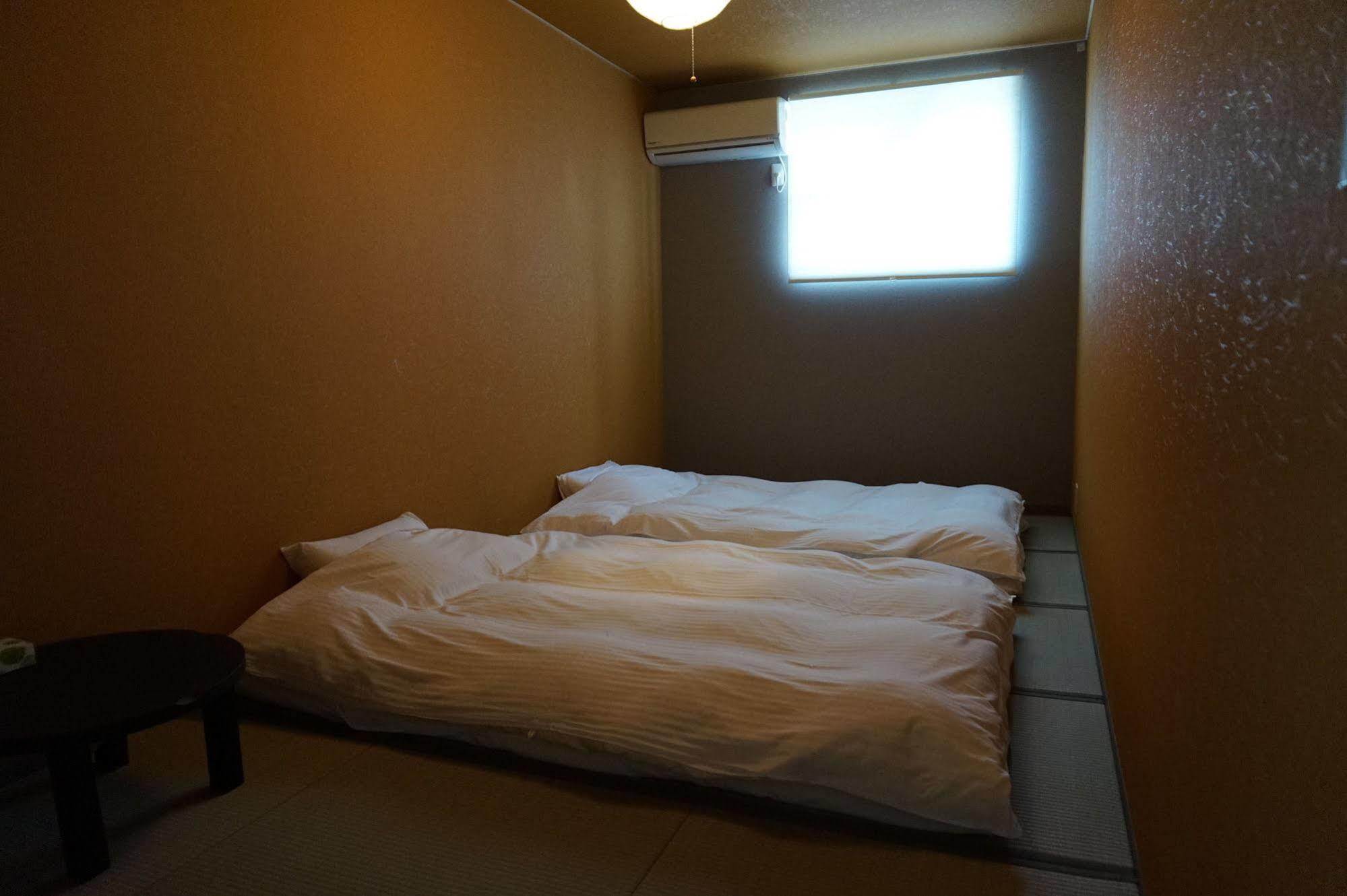 Uni Hostel Osaka Ngoại thất bức ảnh